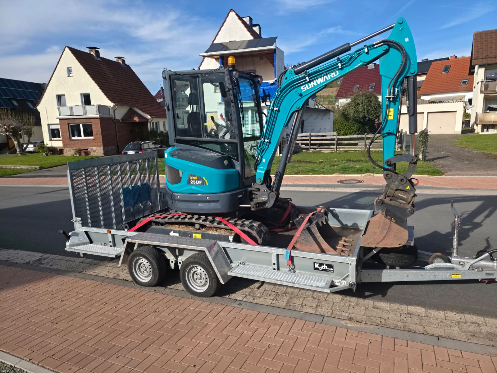 Sunward SWE 25UF bei der Arbeit